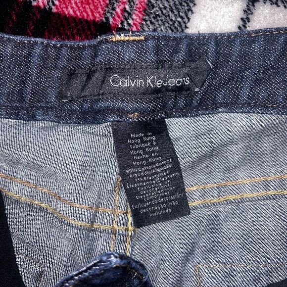 Women’s Calvin Klein jeans size 12 P - Picture 6 of 6